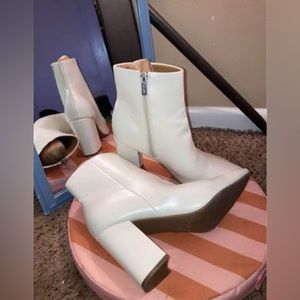 Solid matte white booties - ankle tall 8.5